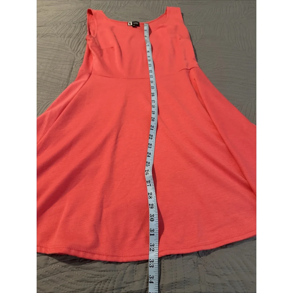 Vibe Sportwear pre loved